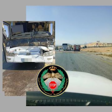 18 اصابة في حادث سير على الطريق الصحراوي 18 اصابة في حادث سير على الطريق الصحراوي