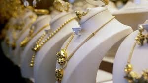 ارتفاع سعر غرام الذهب عيار 21 بمقدار 80 قرشا في التسعيرة الثانية ارتفاع سعر غرام الذهب عيار 21 بمقدار 80 قرشا في التسعيرة الثانية