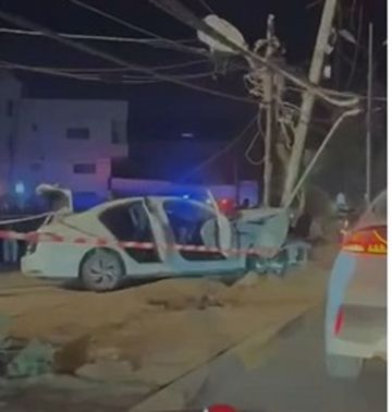 تدهور مركبة واصطدامها بعامود كهرباء يتسبب بانقطاع التيار الكهربائي عن مناطق في مدينة الرمثا تدهور مركبة واصطدامها بعامود كهرباء يتسبب بانقطاع التيار الكهربائي عن مناطق في مدينة الرمثا