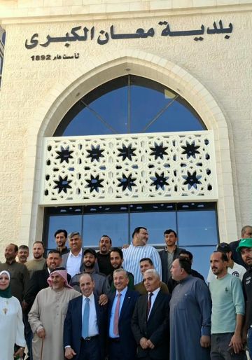 المصري يتفقد جاهزية بلديتي معان والحسينية لفصل الشتاء المصري يتفقد جاهزية بلديتي معان والحسينية لفصل الشتاء