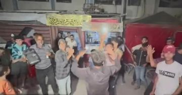 احتفالات في غزة بعد الموافقة على خطة ترامب