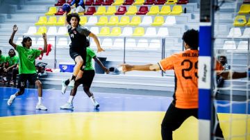منتخب اليد يفوز على نظيره المالديفي في منافسات دورة الألعاب الآسيوية للشباب منتخب اليد يفوز على نظيره المالديفي في منافسات دورة الألعاب الآسيوية للشباب