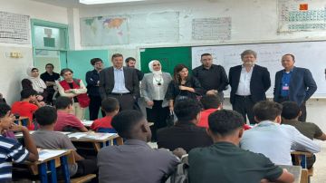 وزيرة إسبانية تزور الأونروا في الأردن وتؤكد دعم بلادها للاجئي فلسطيني وزيرة إسبانية تزور الأونروا في الأردن وتؤكد دعم بلادها للاجئي فلسطيني