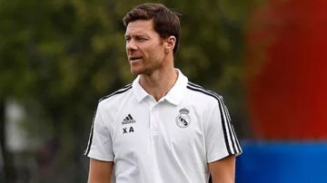 تشافي ألونسو مدرب ريال مدريد... هل تخفي أشجار النتائج غابات المشاكل في الفريق؟ تشافي ألونسو مدرب ريال مدريد... هل تخفي أشجار النتائج غابات المشاكل في الفريق؟