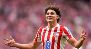 وكيل ألفاريز ينفي رفض عرض التجديد مع أتلتيكو مدريد وكيل ألفاريز ينفي رفض عرض التجديد مع أتلتيكو مدريد