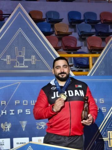 خطاب يسطر إنجازا عالميا بحصوله على ذهبية رفع الأثقال تحت 97 كغم خطاب يسطر إنجازا عالميا بحصوله على ذهبية رفع الأثقال تحت 97 كغم