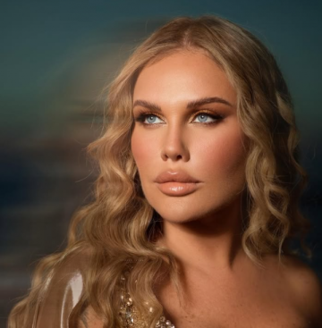 أجدد صيحات مكياج خريفي دافئ على غرار النجمات