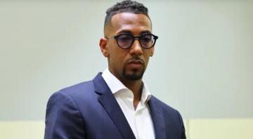 بواتينغ يتراجع عن معايشة بايرن بسبب غضب الجماهير بواتينغ يتراجع عن معايشة بايرن بسبب غضب الجماهير