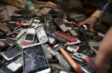  وباء صامت .. النفايات الإلكترونية تهدد صحة الأطفال بأمراض خطيرة