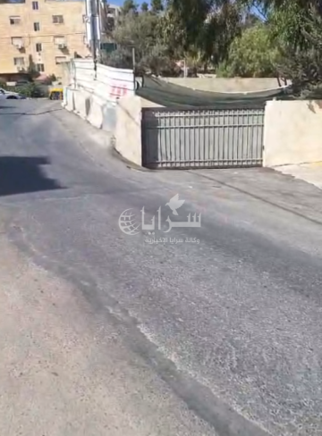 أهالي أبو السوس يشكون تأخر توسعة شارع أمام مسجد الخواجا .. وأمانة عمان ترد أهالي أبو السوس يشكون تأخر توسعة شارع أمام مسجد الخواجا .. وأمانة عمان ترد