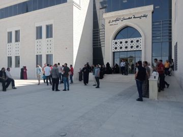 إضراب مفتوح لموظفي بلدية معان احتجاجا على عدم صرف مستحقاتهم الوظيفية عاجل