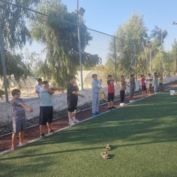 اختتام دورة تدريبية في كرة القدم بمركز شباب وشابات الشونة الشمالية اختتام دورة تدريبية في كرة القدم بمركز شباب وشابات الشونة الشمالية