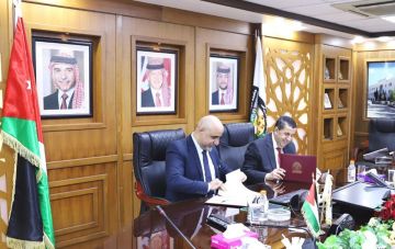 مذكرة تفاهم بين البلقاء التطبيقية والجمعية الأردنية لمكافحة المخدرات مذكرة تفاهم بين البلقاء التطبيقية والجمعية الأردنية لمكافحة المخدرات