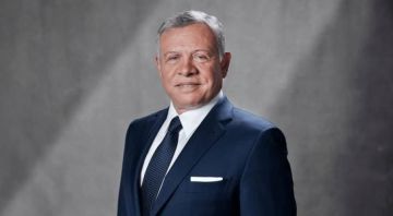 الملك يعود إلى أرض الوطن بعد زيارة عمل إلى السويد