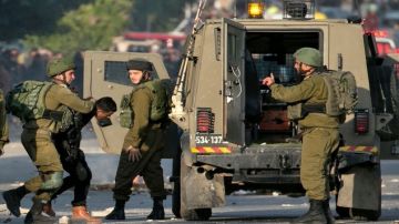 استشهاد فلسطيني في نابلس وتصاعد الاقتحامات والاعتداءات بالضفة استشهاد فلسطيني في نابلس وتصاعد الاقتحامات والاعتداءات بالضفة