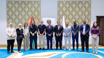 وزير الشباب يلتقي الفائزين بجائزة الحسين بن عبدالله الثاني للعمل التطوعي وزير الشباب يلتقي الفائزين بجائزة الحسين بن عبدالله الثاني للعمل التطوعي