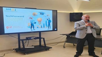 إنتاج: الجامعات الأردنية تخرج سنويا نحو 12 ألف طالب بتخصصات تكنولوجيا المعلومات والاتصالات