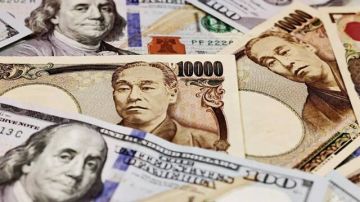 الدولار عند أعلى مستوى في أسبوعين أمام الين الدولار عند أعلى مستوى في أسبوعين أمام الين