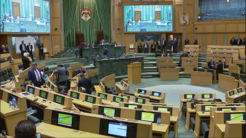 شريم: البرلمان الذي يقصي ثلث أعضائه يتحول إلى جزء من أزمة الديمقراطية لا حاميها شريم: البرلمان الذي يقصي ثلث أعضائه يتحول إلى جزء من أزمة الديمقراطية لا حاميها