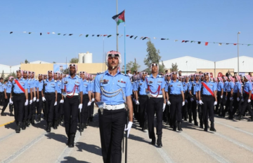 اللواء المعايطة يرعى حفل تخريج دورة جديدة من مستجدي الأمن العام