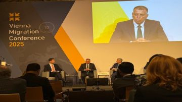 وزير الداخلية: الأردن يستضيف حاليا 3.5 مليون لاجئ من 43 دولة وزير الداخلية: الأردن يستضيف حاليا 3.5 مليون لاجئ من 43 دولة