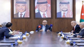 مجلس النواب يبدأ متابعة مضامين خطاب العرش السامي ويشكل لجنة الرد مجلس النواب يبدأ متابعة مضامين خطاب العرش السامي ويشكل لجنة الرد