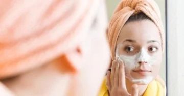 وصفات طبيعية لتفتيح منطقة الفم وتوحيد لون البشرة وصفات طبيعية لتفتيح منطقة الفم وتوحيد لون البشرة