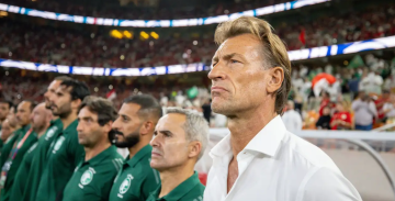 ترند المباراة .. جماهير السعودية تحتفل بالانتصار وتنتفض ضد التحكيم