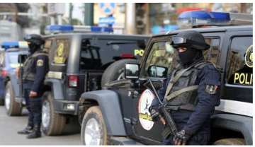 مصر .. القبض على جاسوس النظارة بكاميرا سرية في بنك شهير