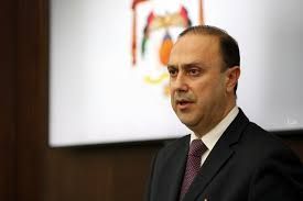 وزير الاتصال الحكومي : لدينا تحديات اقتصادية نتعامل معها بقوة وإقدامية وزير الاتصال الحكومي : لدينا تحديات اقتصادية نتعامل معها بقوة وإقدامية