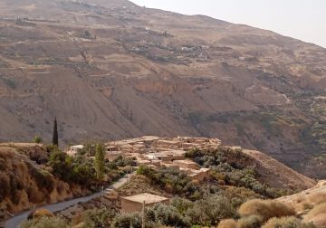 الكرك .. مواطنون يطالبون بتأهيل قرية بذان سياحيا وتنمويا