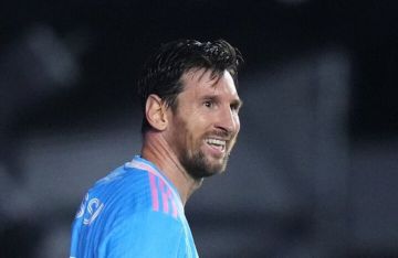 ميسي يواصل إبهار الجميع بتقديمه 3 أسيست 