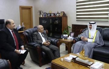 وزير التعليم العالي يبحث مع السفير الكويتي تعزيز التعاون