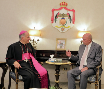 رئيس مجلس الأعيان يلتقي سفيري الفاتيكان والتشيك رئيس مجلس الأعيان يلتقي سفيري الفاتيكان والتشيك