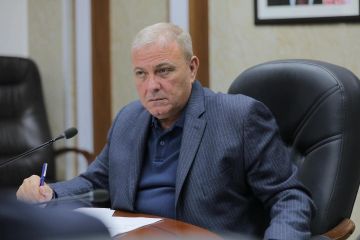 عطية يسائل الحكومة حول تصريحات الـ73 عاما وانتظار التعيين في القطاع العام