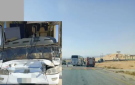 بالفيديو .. 21 اصابة اثر حادث تصادم بين حافلة ركاب وتريلا في العقبة