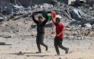 إعلام عبري: بدء نقل السجناء الفلسطينيين للإفراج عنهم ضمن اتفاق غزة - jo