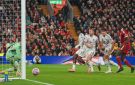 ماغواير يهدي مانشستر يونايتد فوزا ثمينا على ليفربول (فيديو) - jo