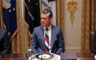 ربطة عنق تثير جدلا سياسيا في البيت الأبيض - jo
