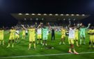 النشيد أم الحناء.. رد فعل لاعب النصر مارتينيز من حركة طفلة سعودية (صورة) - jo