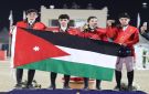 المنتخب الوطني لفروسية القفز عن الحواجز يتوج بذهبية الفرق بدورة الألعاب الآسيوية - jo