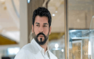 باع كل شيء.. هل غادر الممثل التركي الشهير بلده؟ - jo
