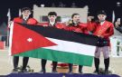 المنتخب الوطني لفروسية القفز عن الحواجز يتوج بذهبية الفرق بدورة الألعاب الآسيوية - jo