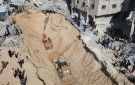 طاقم مصري يدخل غزة برفقة عدد محدود من الآليات للبحث عن الأسرى المفقودين - jo