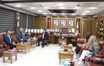 استقبل رئيس جامعة البلقاء التطبيقية وفدا من الوكالة الألمانية للتعاون الدولي