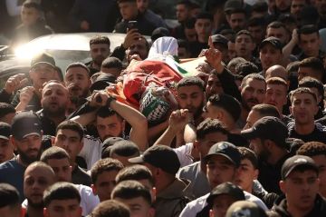 تحذير من انفجار وشيك بالضفة مع تصاعد اعتداءات الاحتلال والمستوطنين عاجل