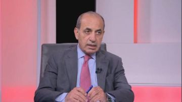 وزير الإدارة المحلية يخفض مخصصات مكافآت البلديات إلى 10 وزير الإدارة المحلية يخفض مخصصات مكافآت البلديات إلى 10