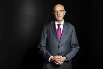 رئيس المخابرات الأسترالي يحذر من قراصنة صينيين يتجسسون على الشبكات رئيس المخابرات الأسترالي يحذر من قراصنة صينيين يتجسسون على الشبكات