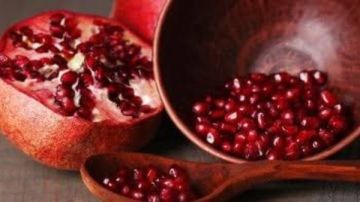 لا ترميها بعد اليوم .. قشور فاكهة تحمل قوة خارقة ضد السرطان .. تعرف عليها