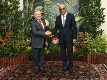 الرئيس السنغافوري يشيد بعلاقات الصداقة التاريخية مع الأردن الرئيس السنغافوري يشيد بعلاقات الصداقة التاريخية مع الأردن